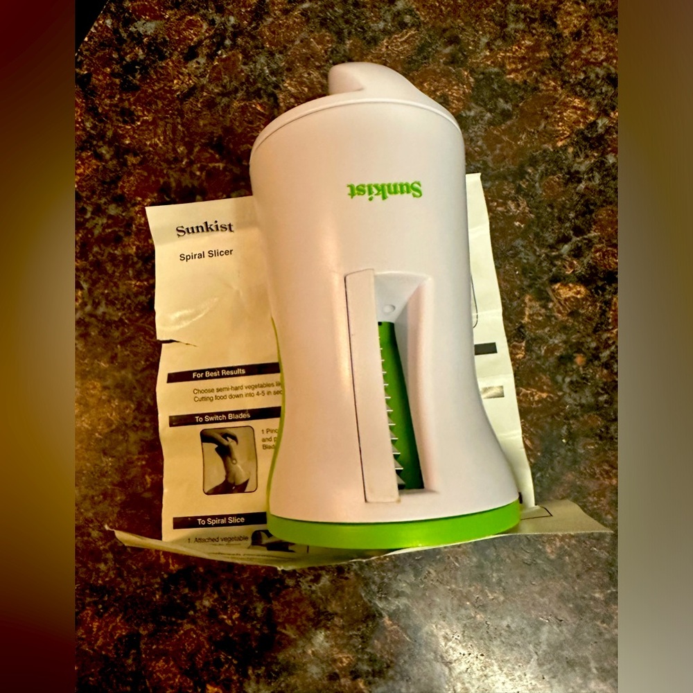 Sunkist spiral slicer